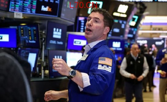 盘前：纳指期货现跌1.74% 伊朗战争进入第四天